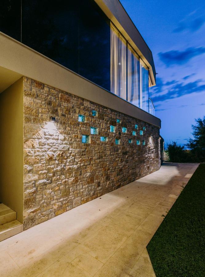 Luxury Sperone Residence Novigrad Istria Buitenkant foto